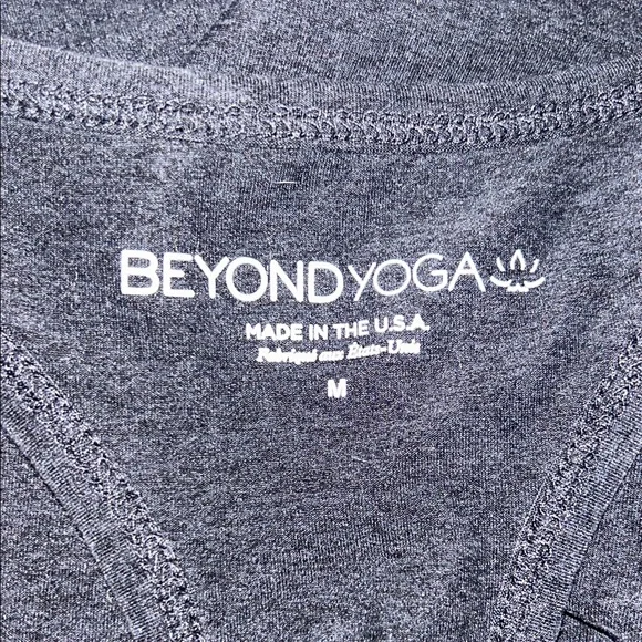 Beyond Yoga Black Spacedye Tank Top and Leggings Set - Picture 2 of 2